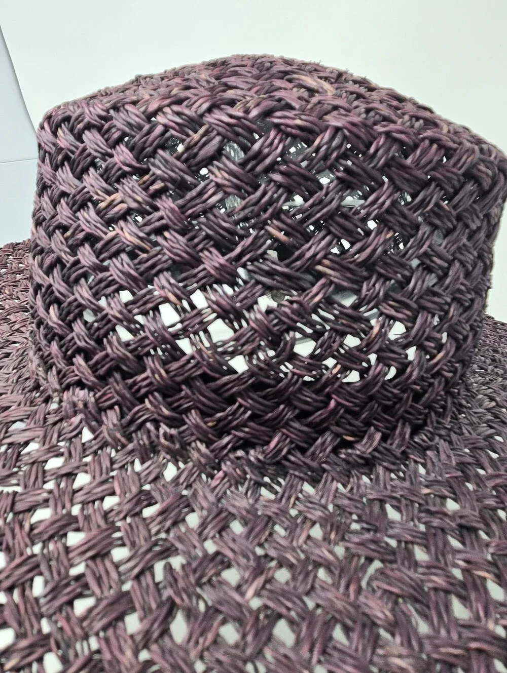 LACK OF COLOR PLUM PURPLE STRAW WOVEN BOATER HAT LARGE BRIM WOMEN MEDIUM RESORT